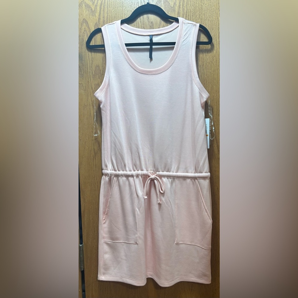GAIAM Peach Sleeveless dress